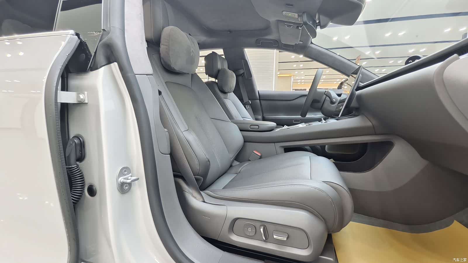 NIO ET7, 2024 8