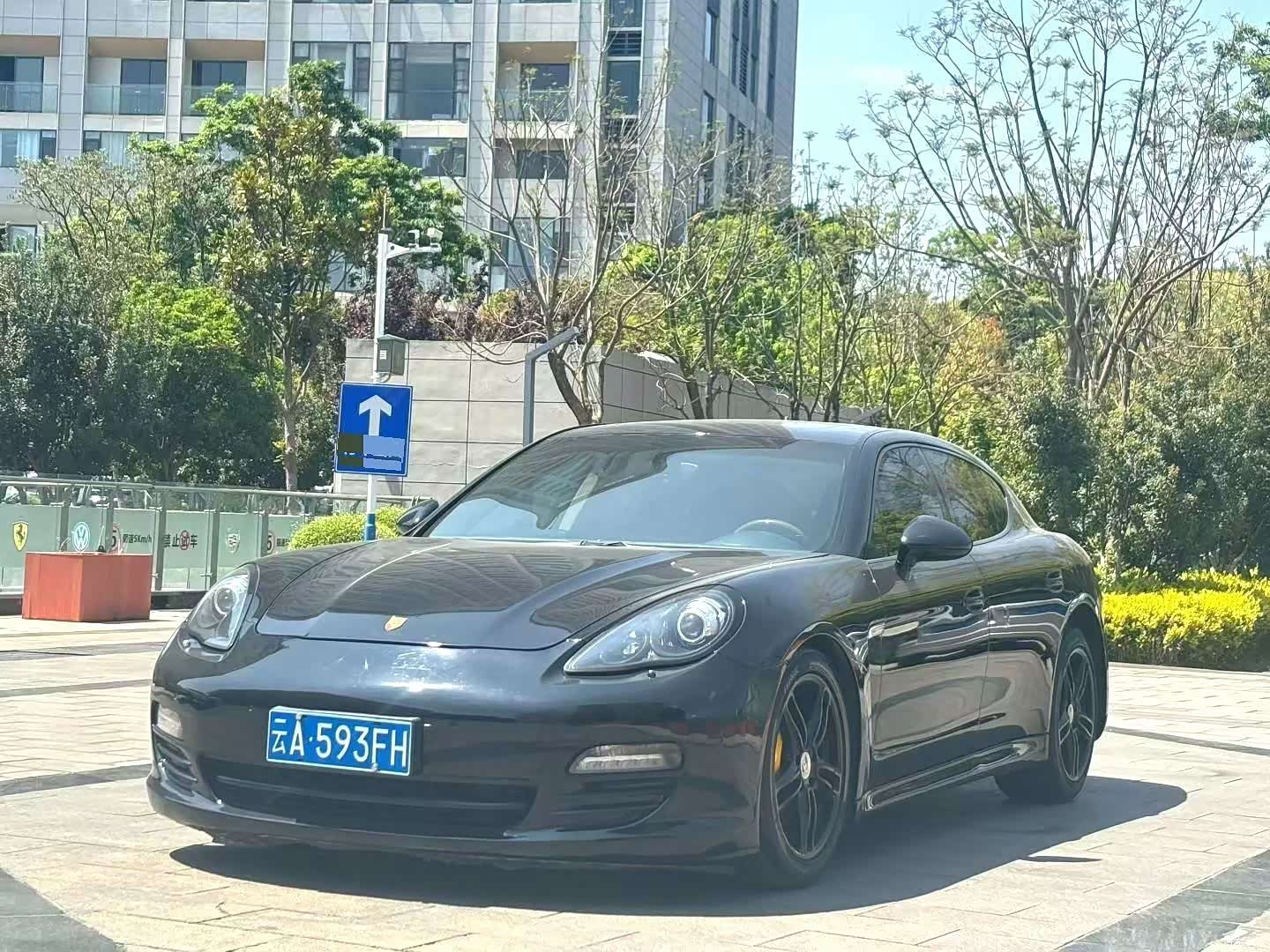 Porsche Panamera, 2011 1
