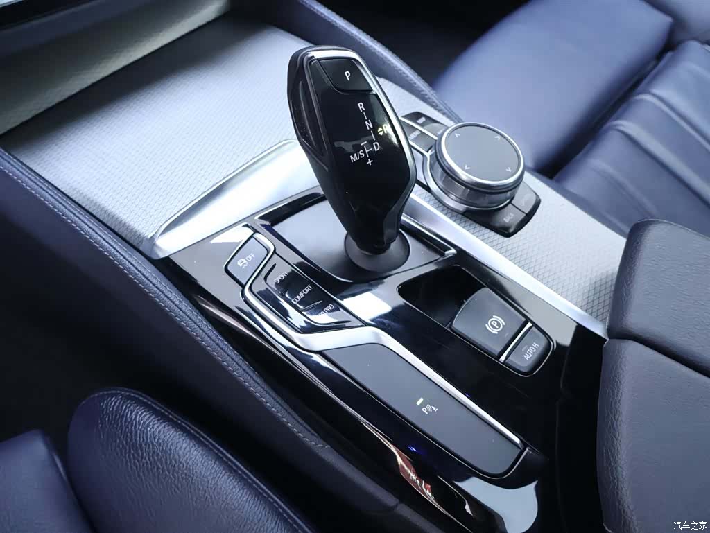 BMW 5 Series, 2018 12