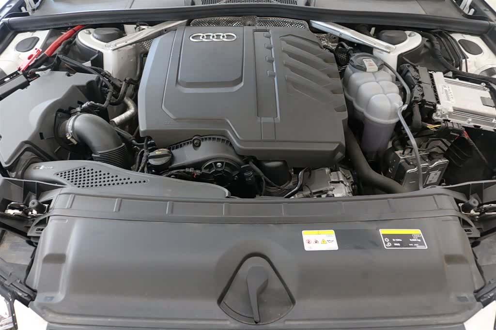 Audi A4L, 2025 15