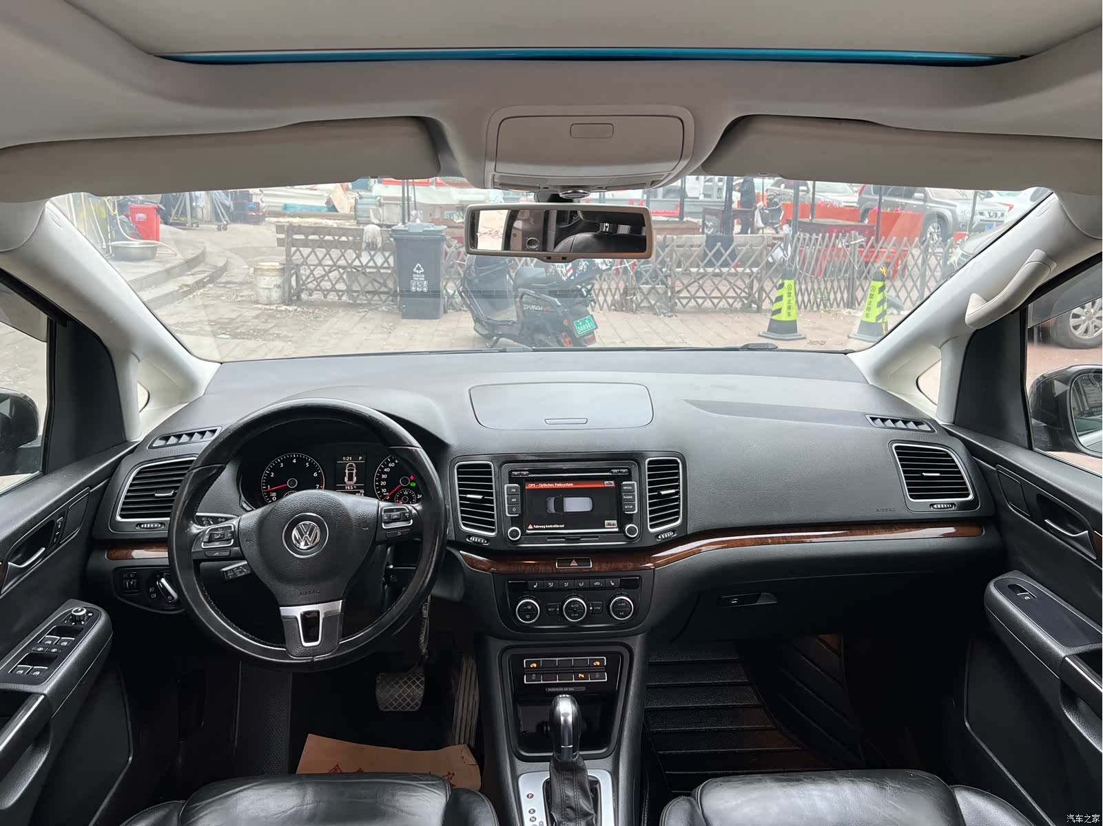 Volkswagen Xia, 2015 6