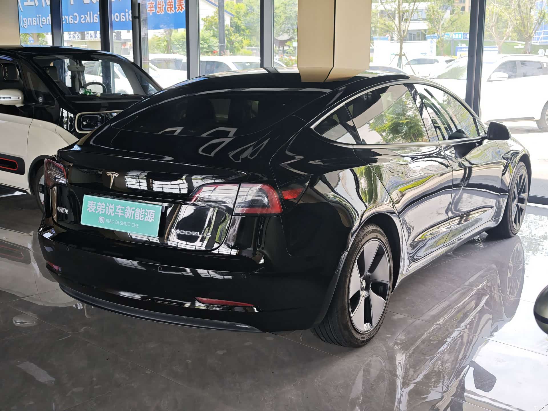Tesla Model 3, 2021 4