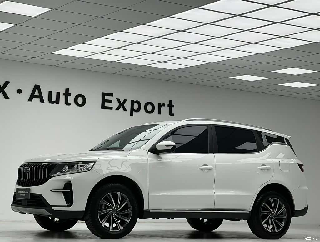 Geely X6, 2022 все фото