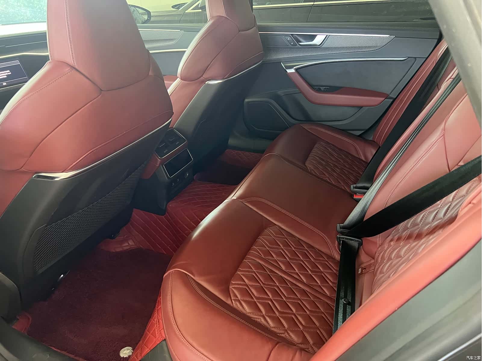 Audi A7L, 2023 6