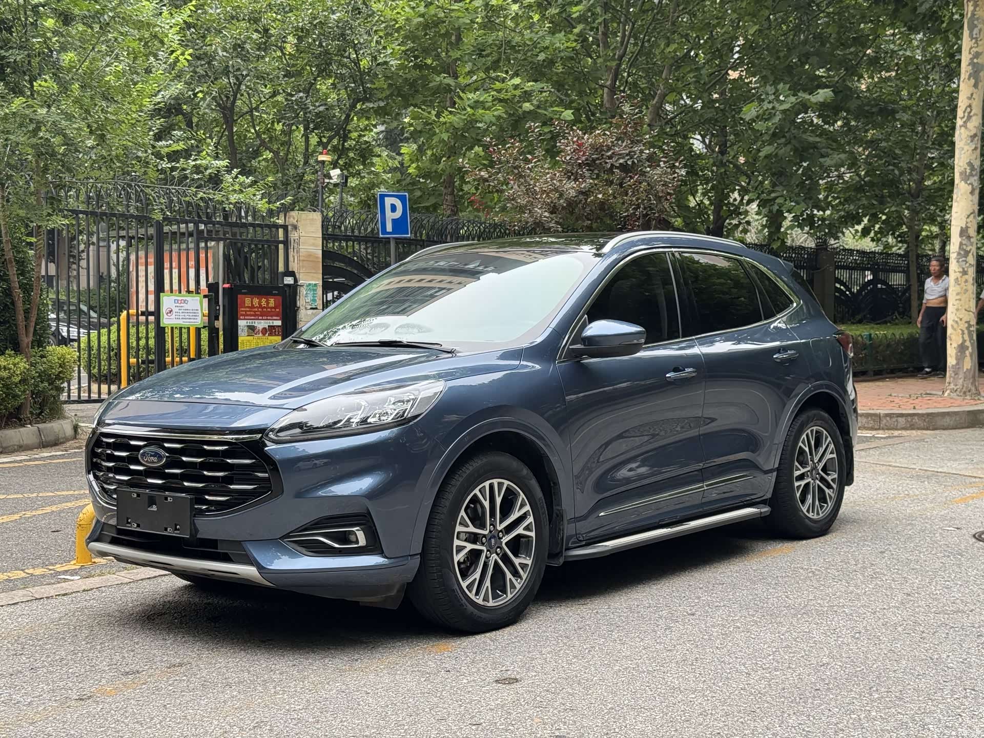 Ford Escape