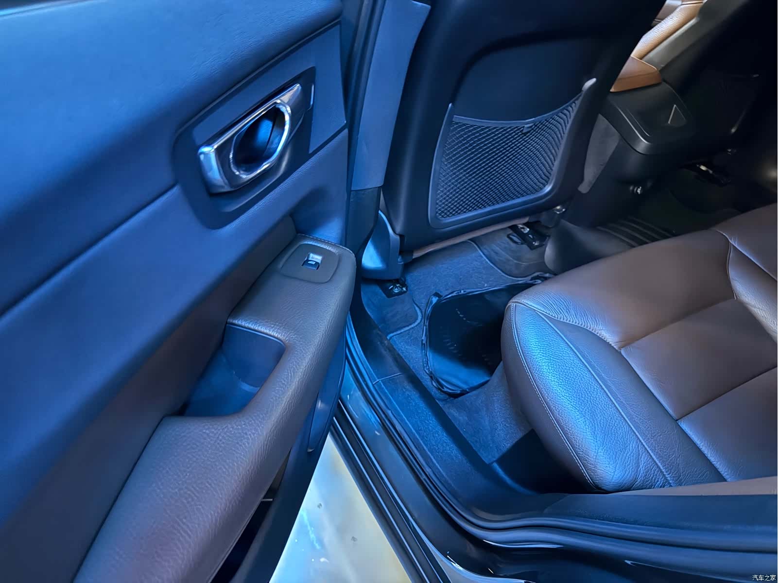 Volvo XC60, 2020 10