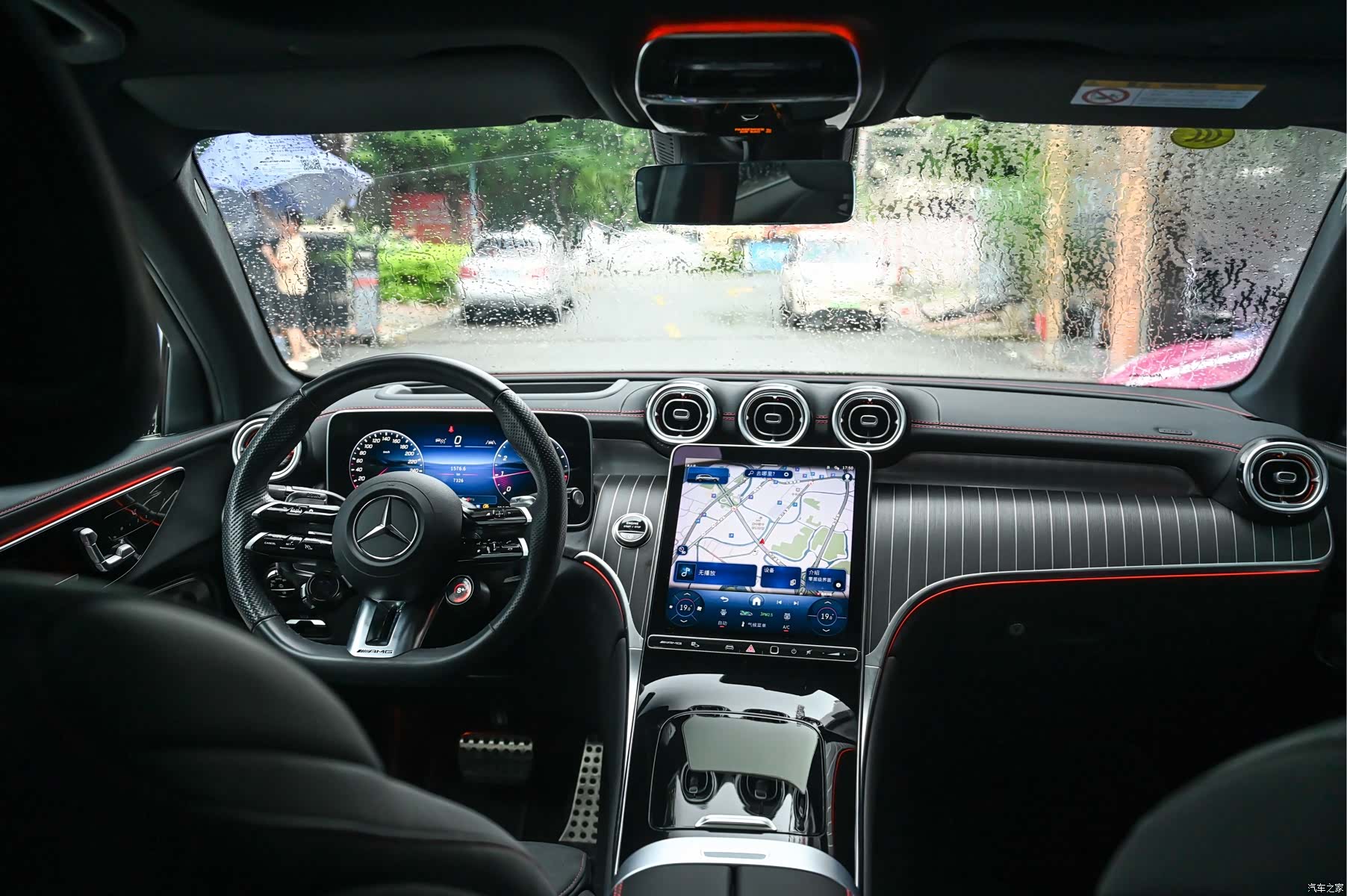 Mercedes-Benz GLC, 2025 13