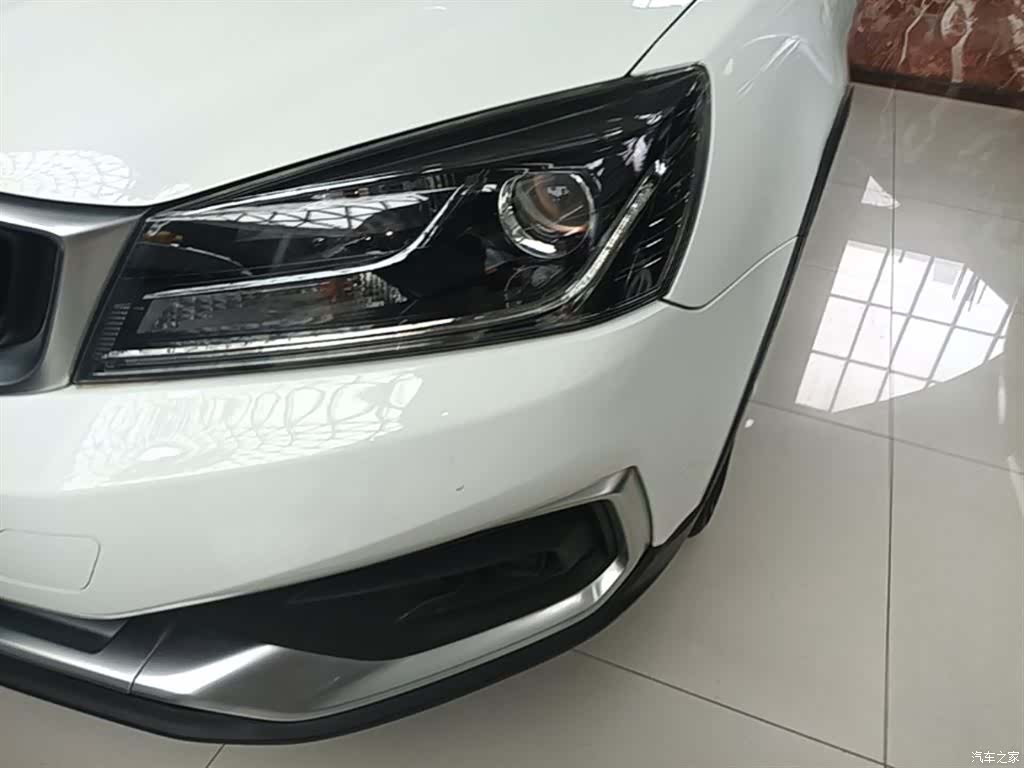 Geely S1, 2019 24