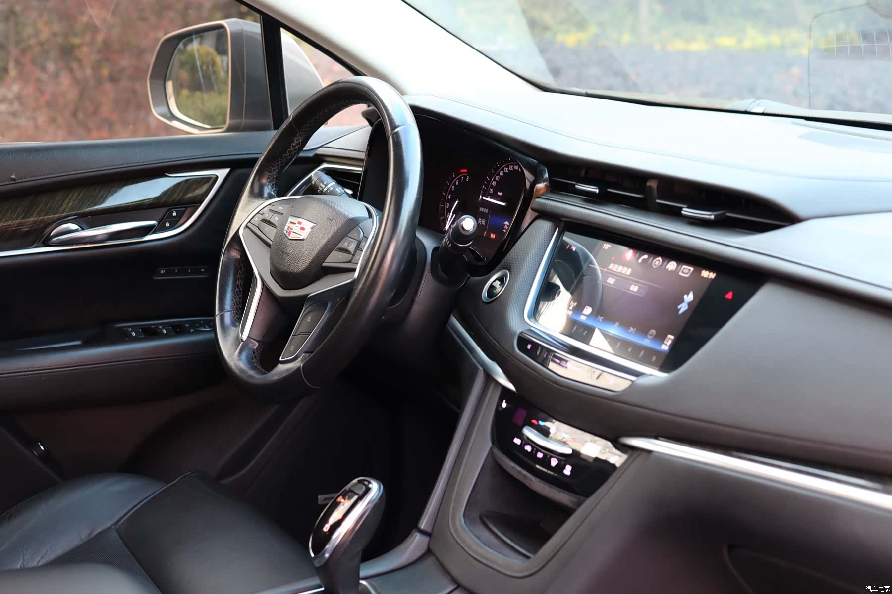 Cadillac XT5, 2017 8