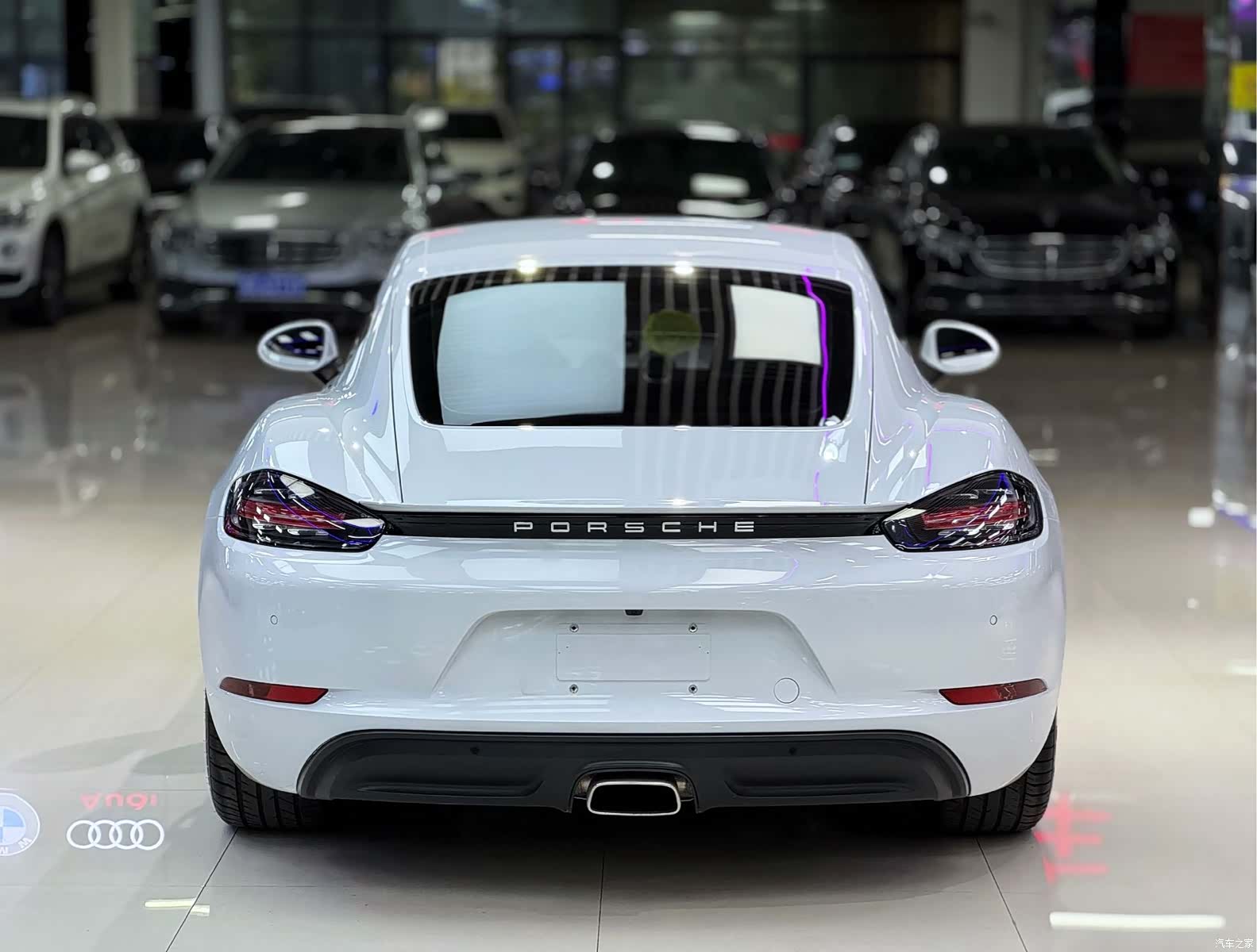 Porsche Cayman, 2019 13
