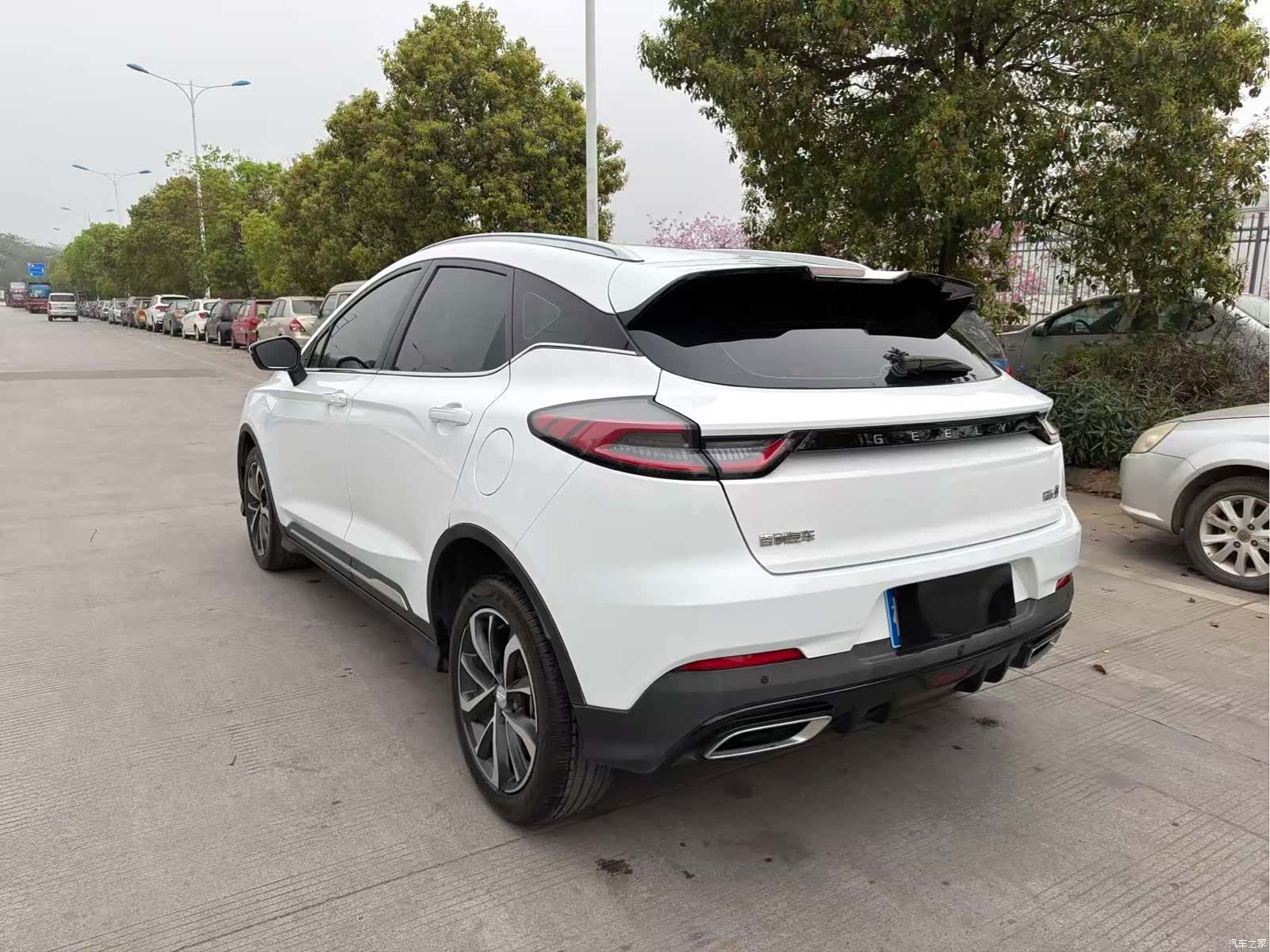 Geely Emgrand, 2023 6