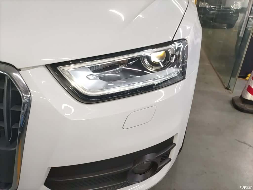 Audi Q3, 2015 24