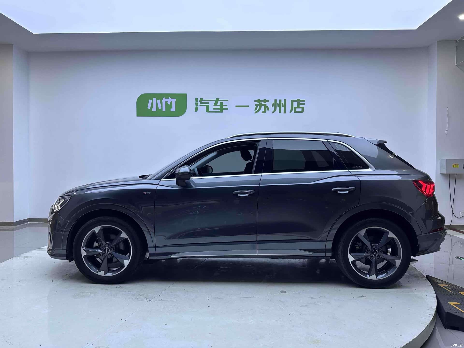 Audi Q3, 2023 8