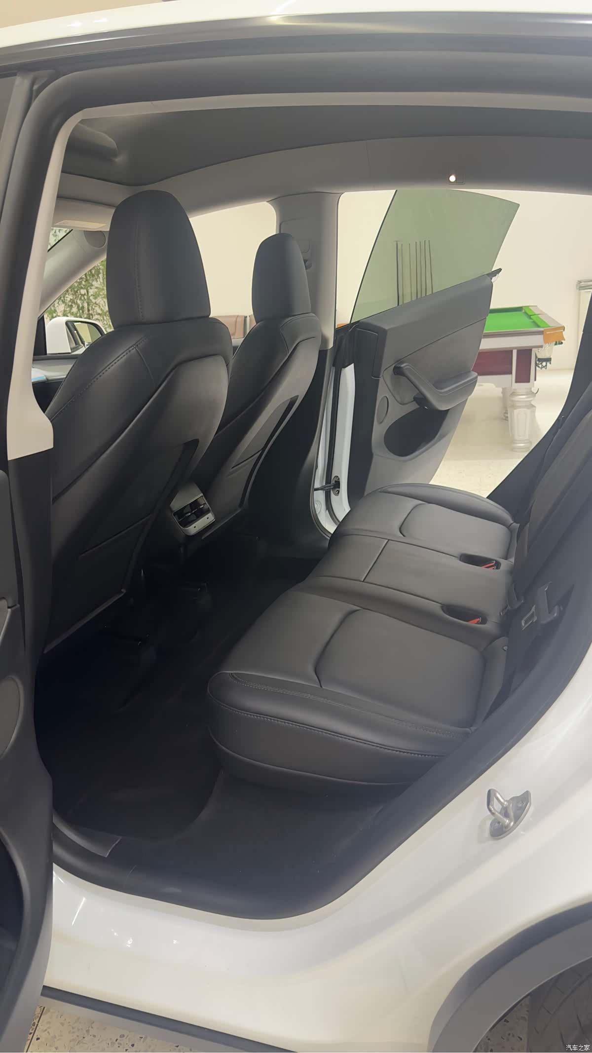 Tesla Model Y, 2024 12
