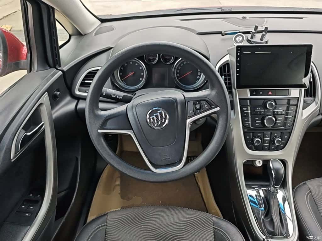 Buick XT, 2015 7