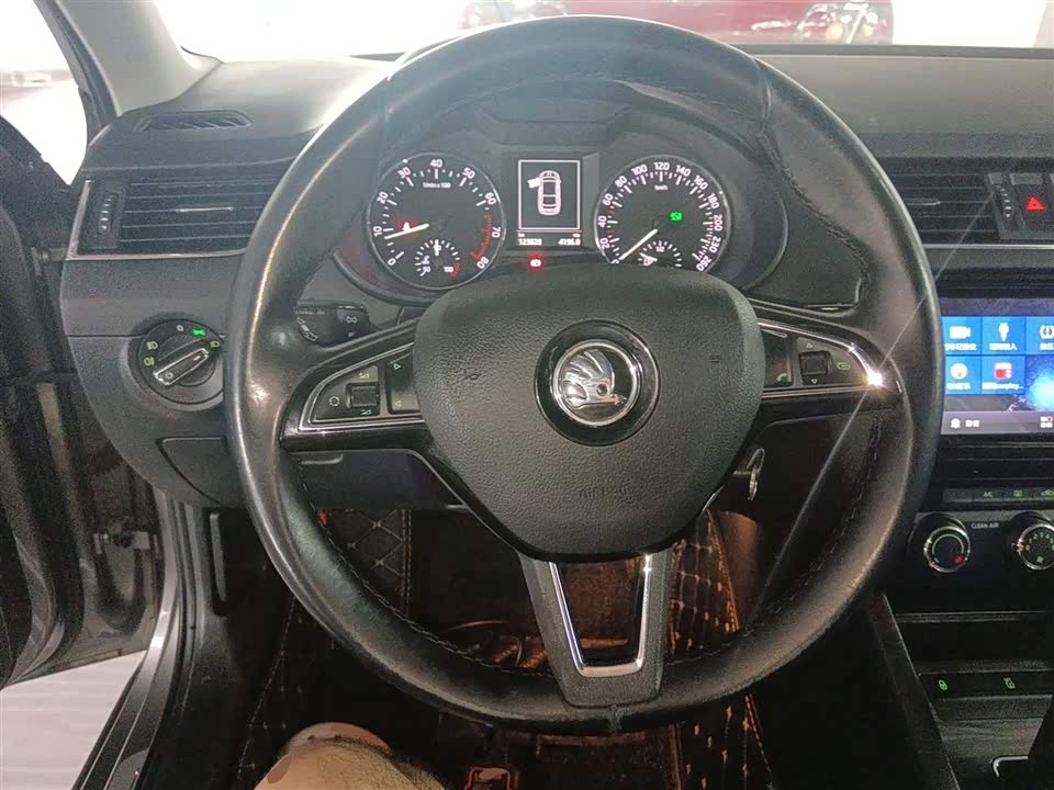 Skoda Octavia Skoda Octavia