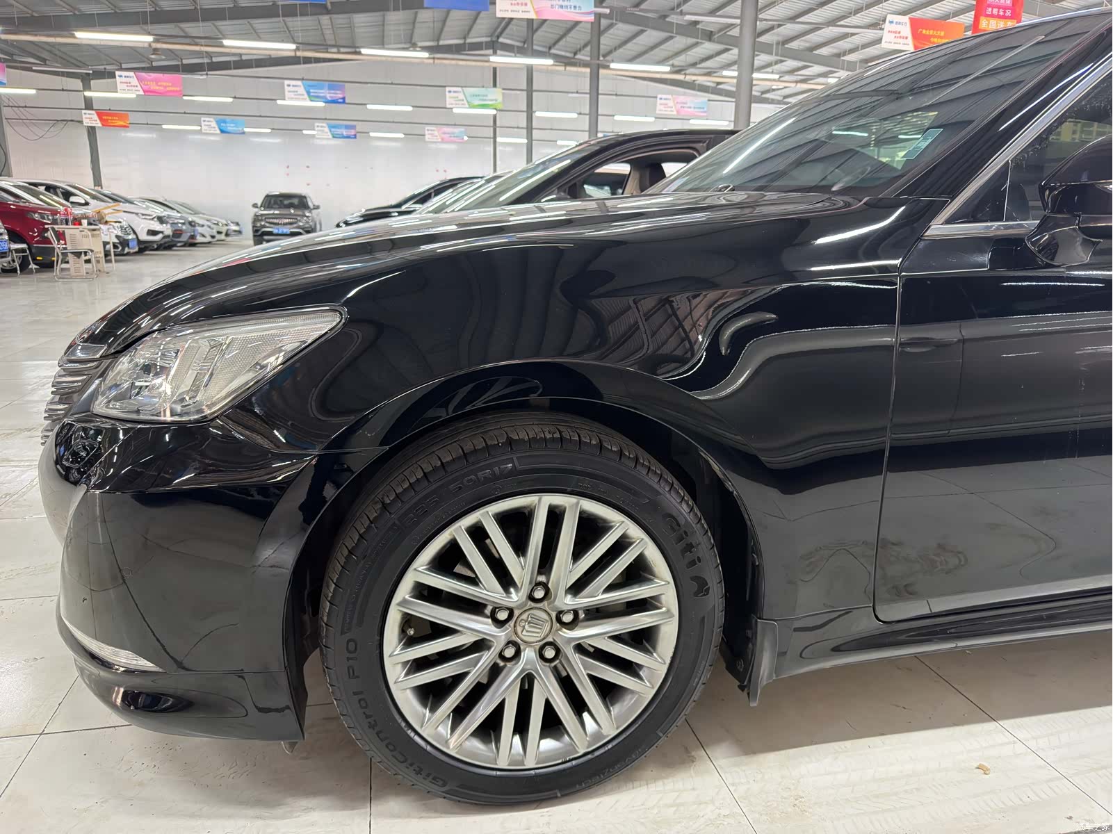 Toyota Crown, 2017 4