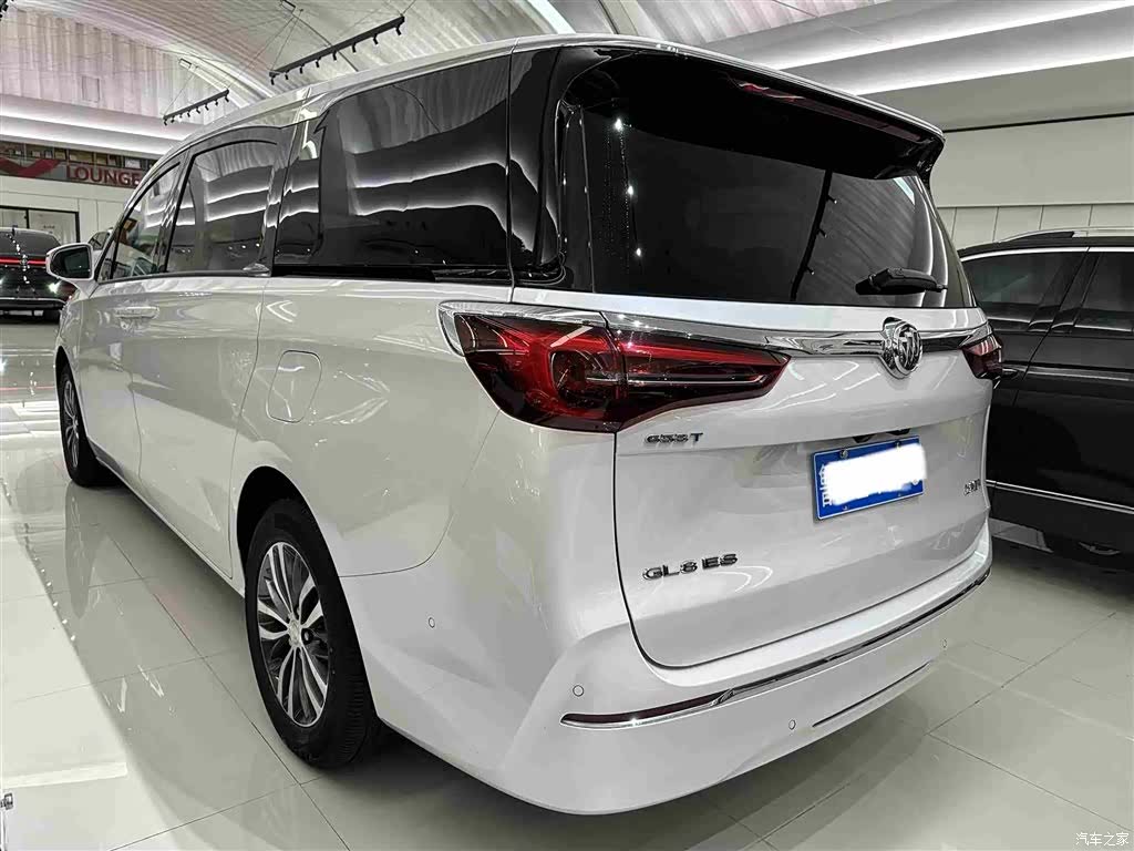 Buick GL8, 2022 6