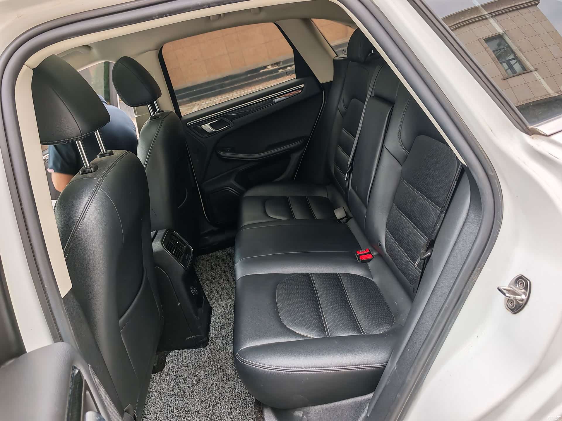 Zotye SR9, 2018 10