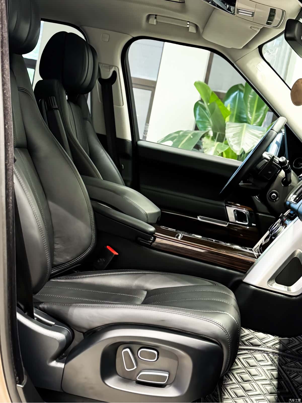 Land Rover Range Rover, 2013 19