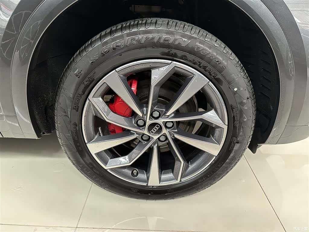 Audi Q5L, 2024 все фото