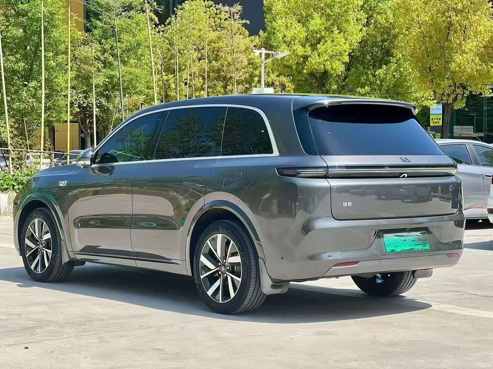 Li Auto L8, 2024 7