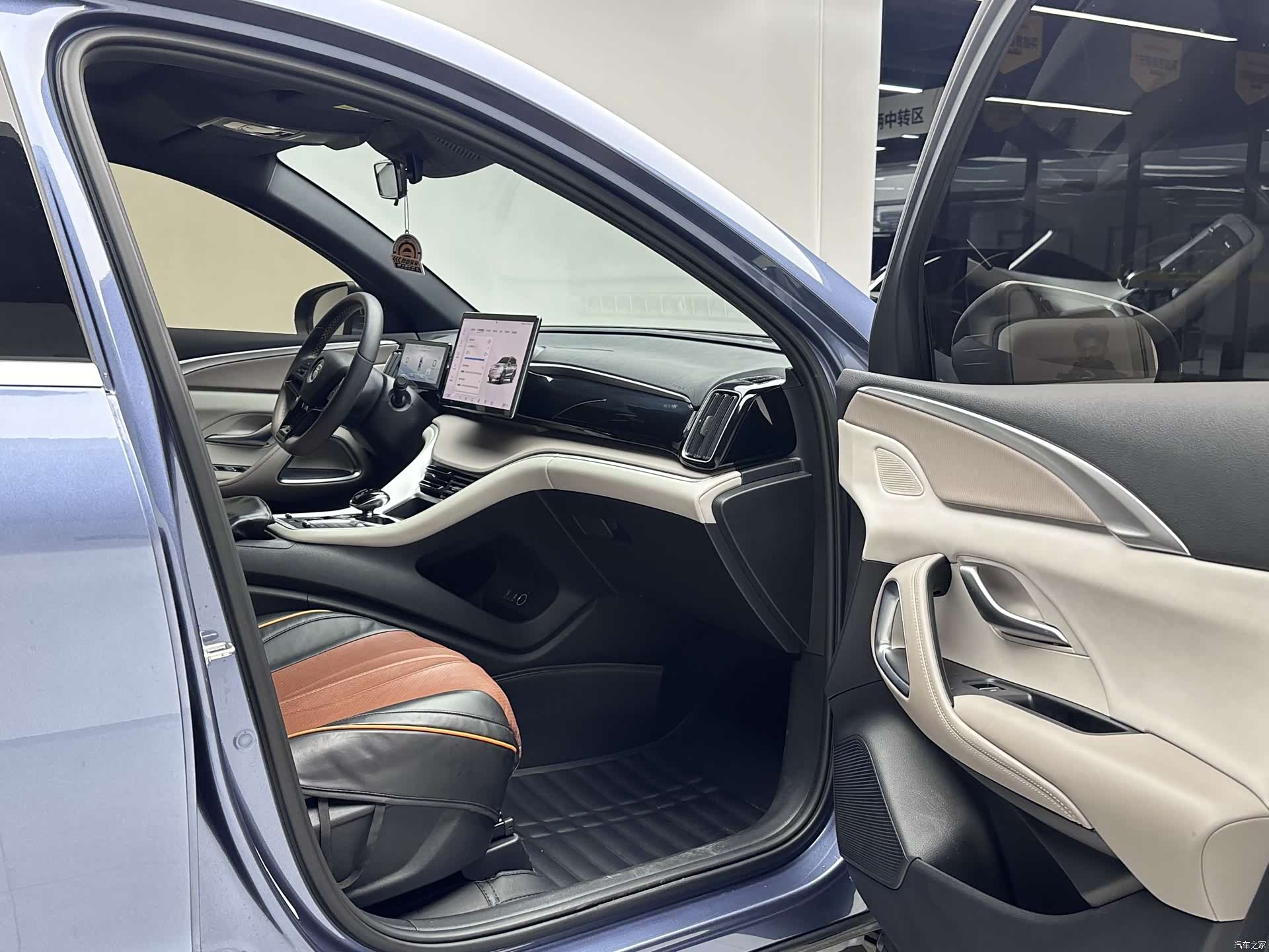 BYD Song, 2023 9