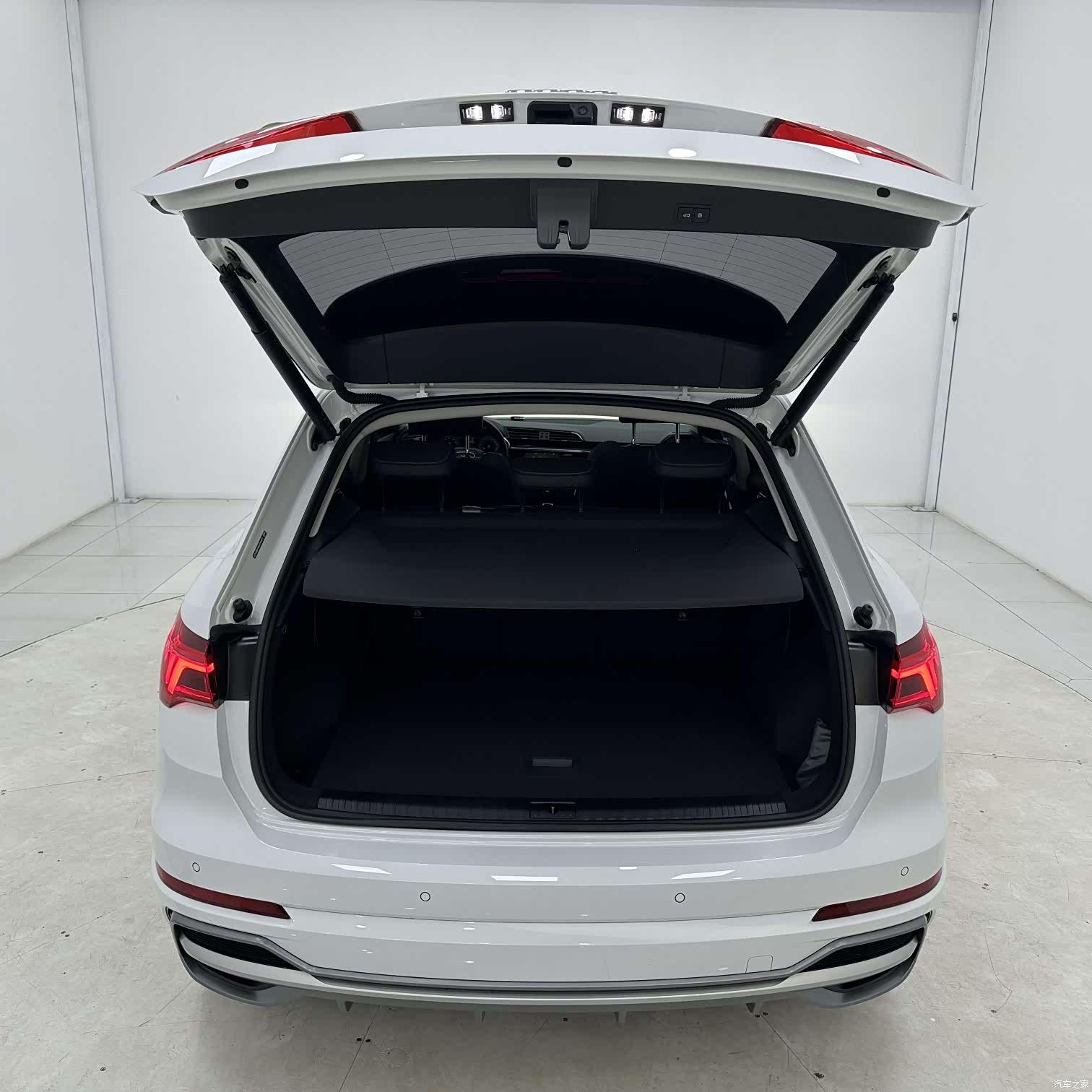 Audi Q3, 2022 16