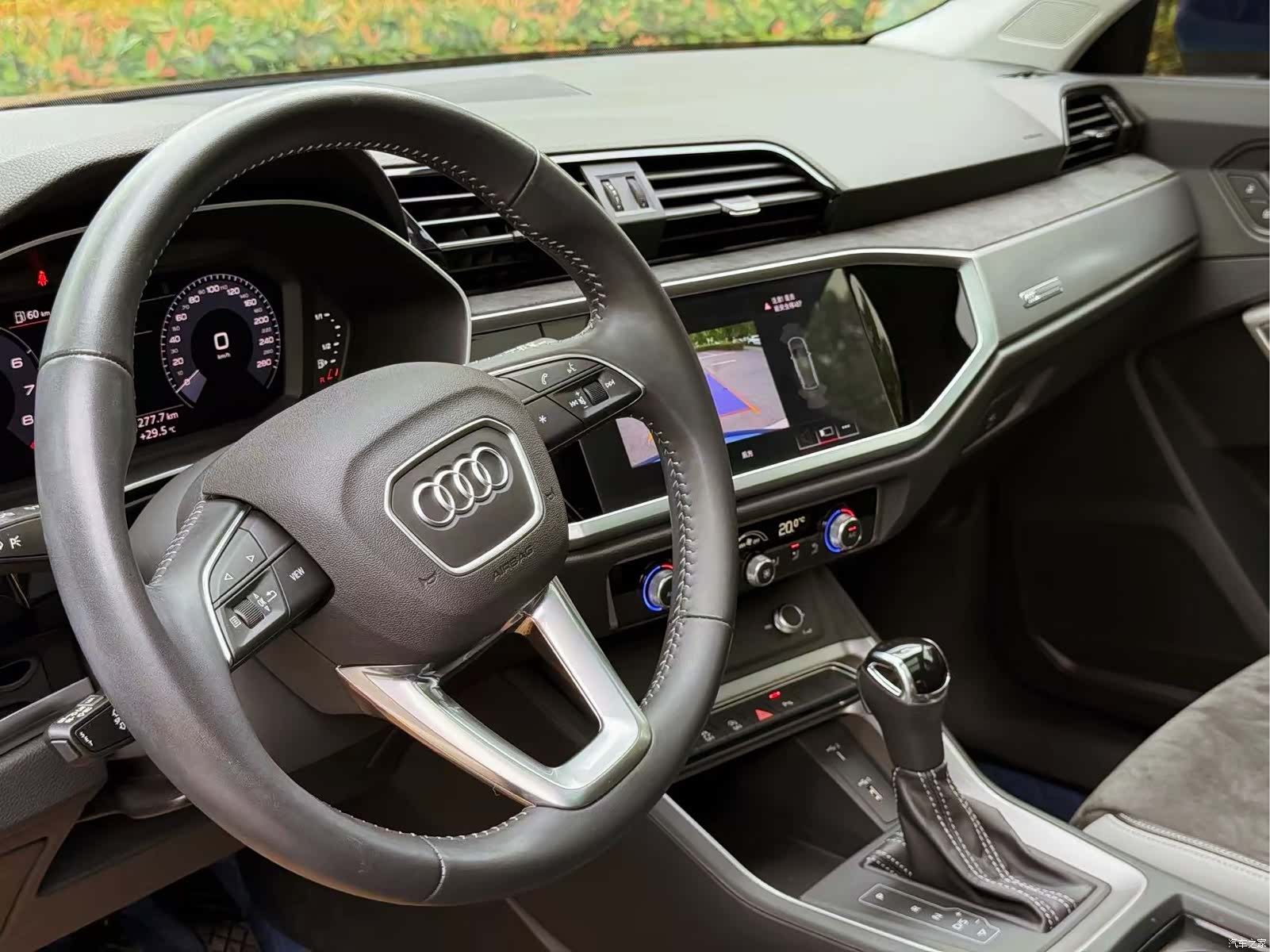 Audi Q3, 2021 13