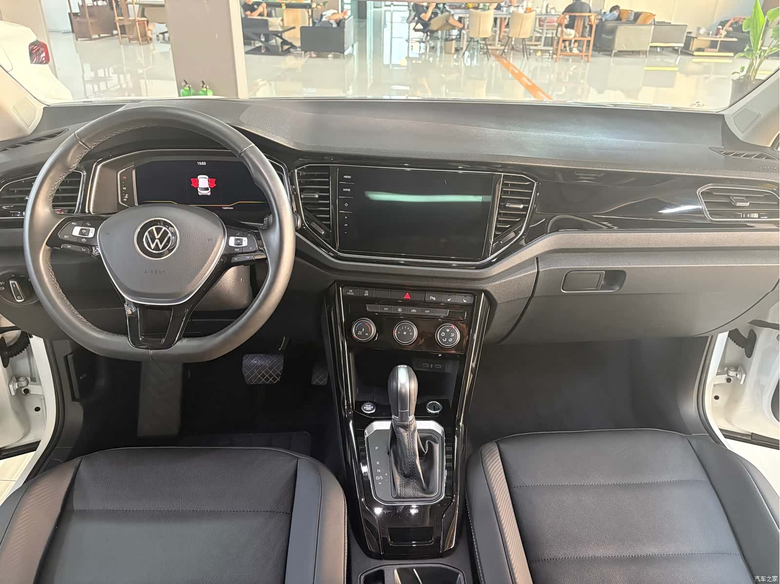 Volkswagen T-ROC, 2022 9