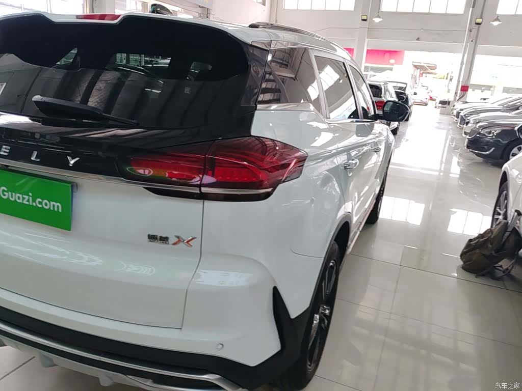 Geely Boyue, 2021 8