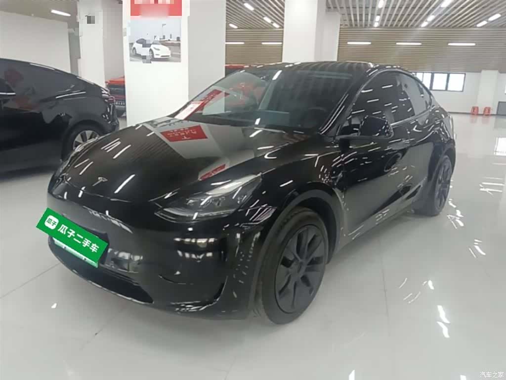 Tesla Model Y, 2024 1