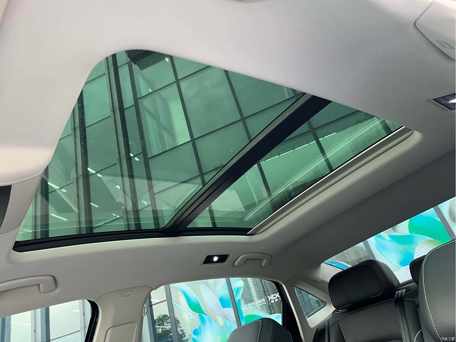 Volkswagen Passat, 2024 25