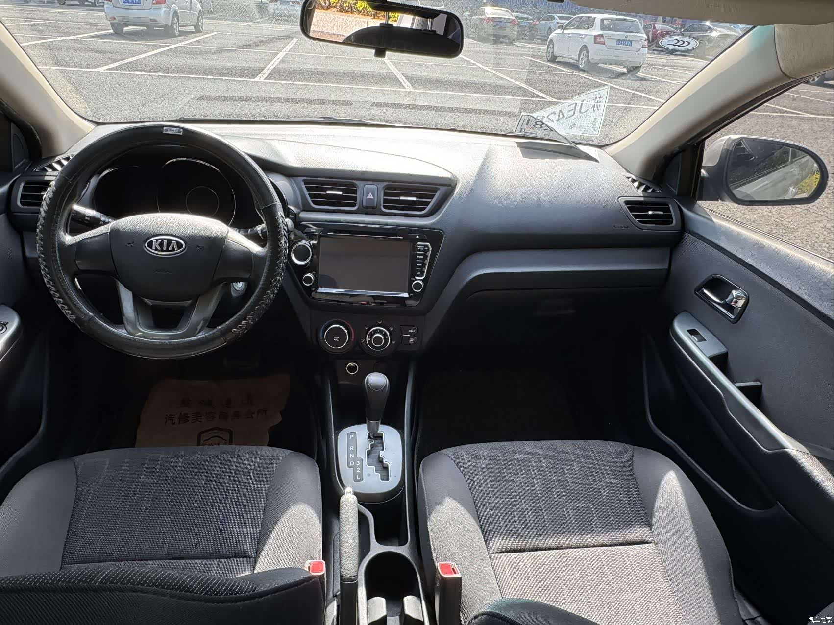 Kia K2, 2011 6