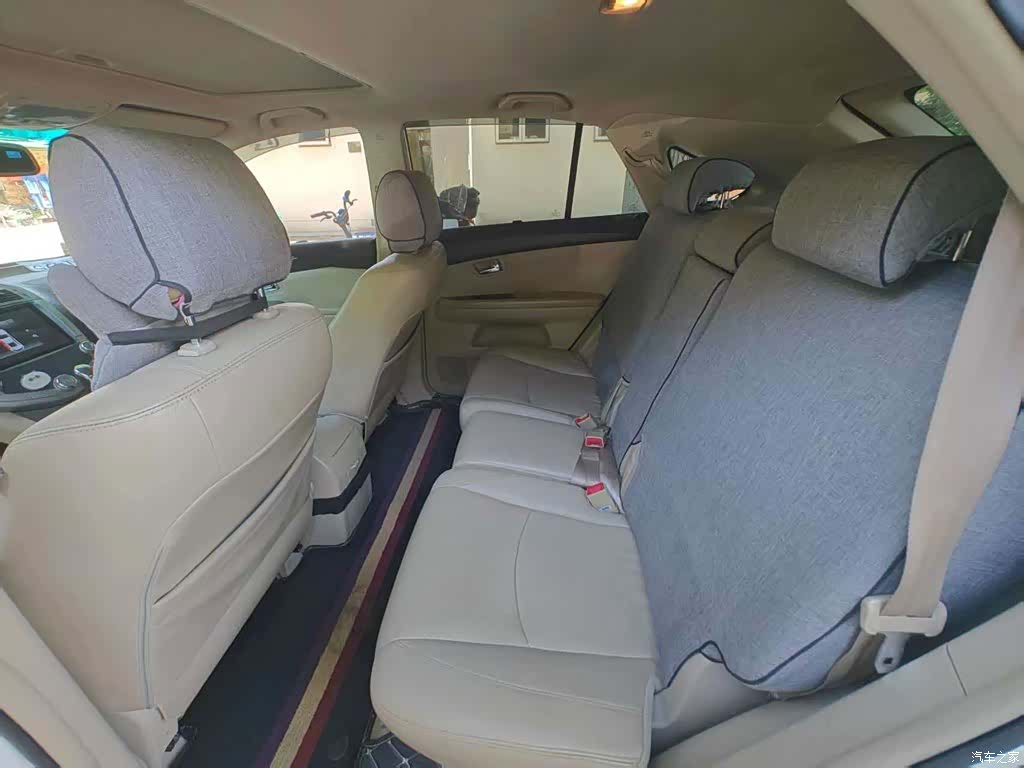 BYD S6, 2011 4
