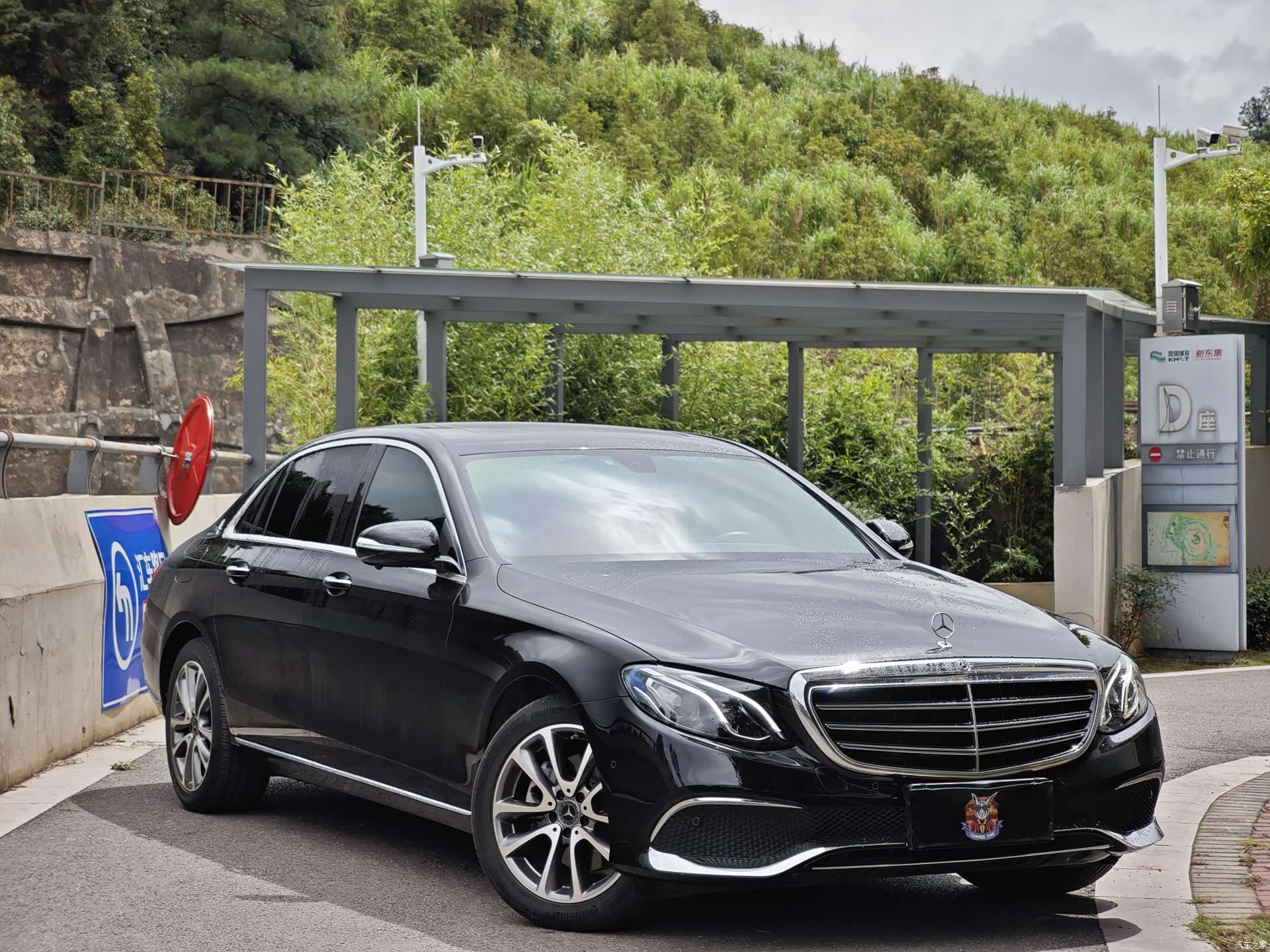 Mercedes-Benz E-Class, 2019 3