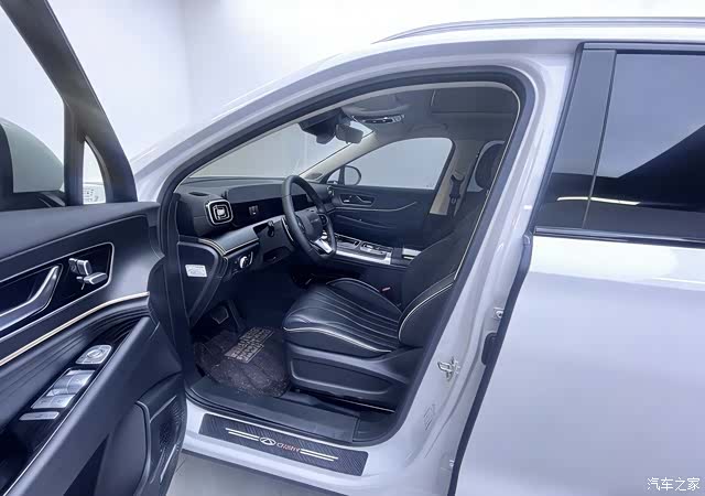 Chery Tiggo 9, 2024 13
