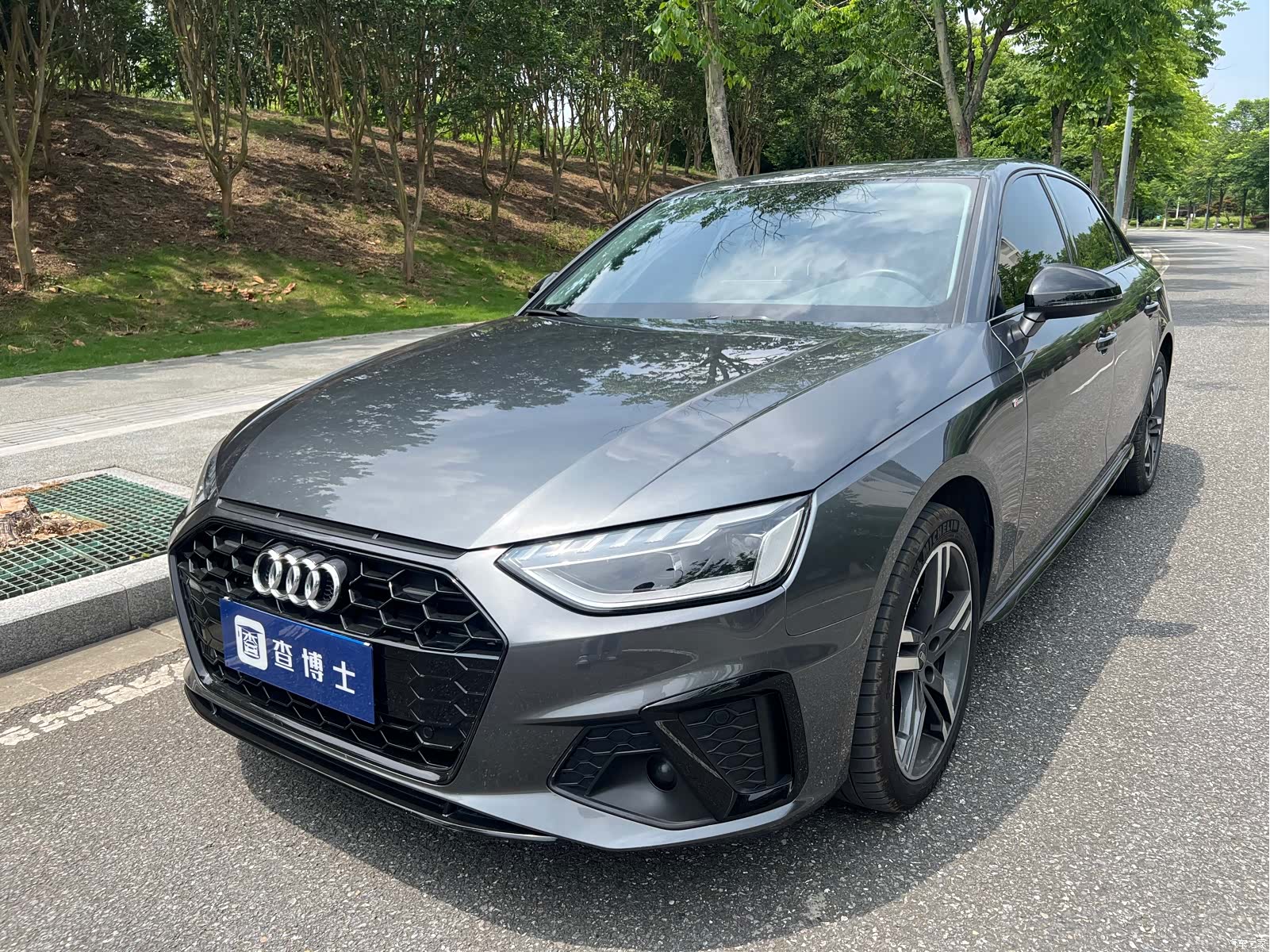 Audi A4L, 2022 1