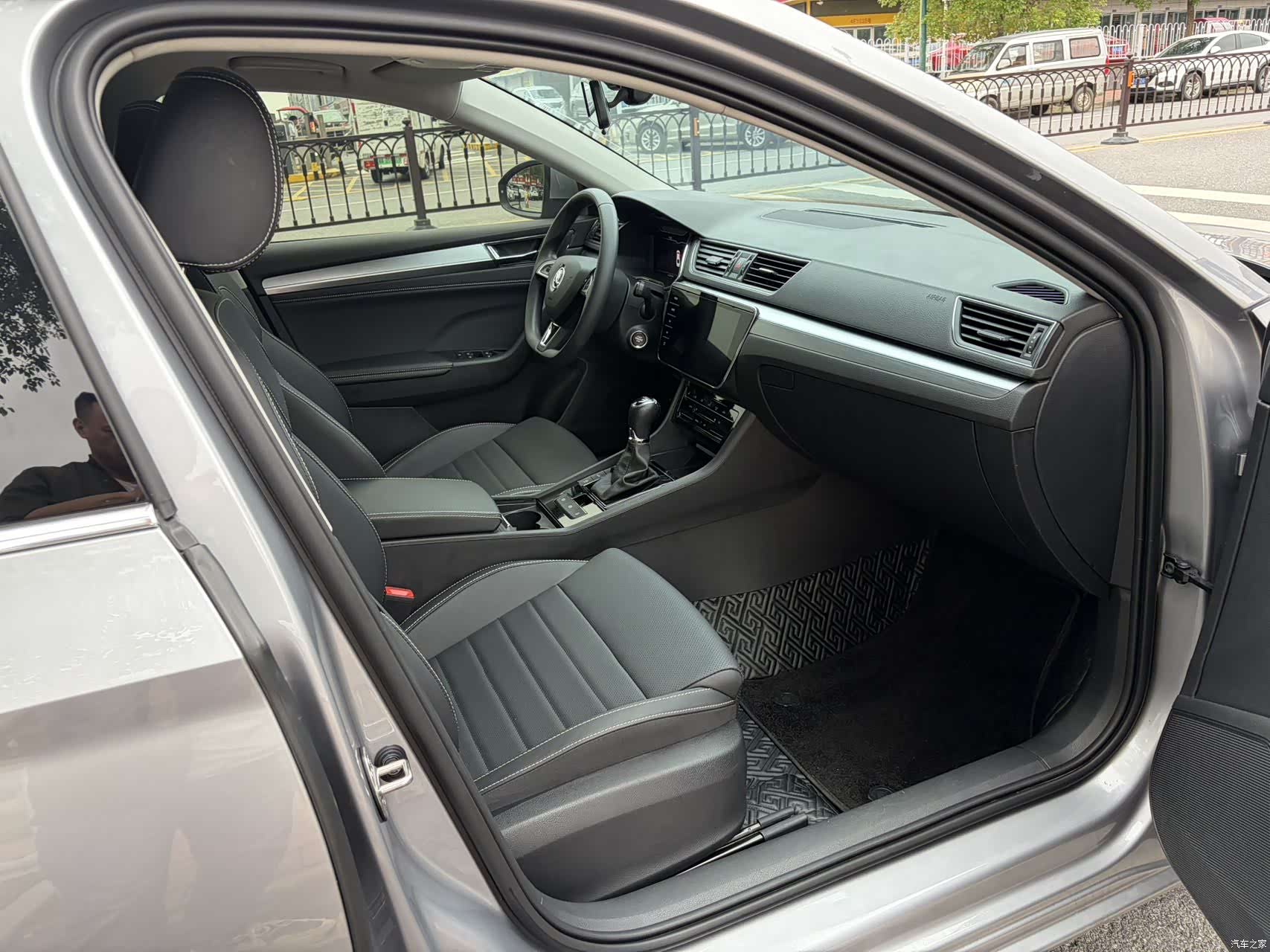 Skoda Superb, 2023 8