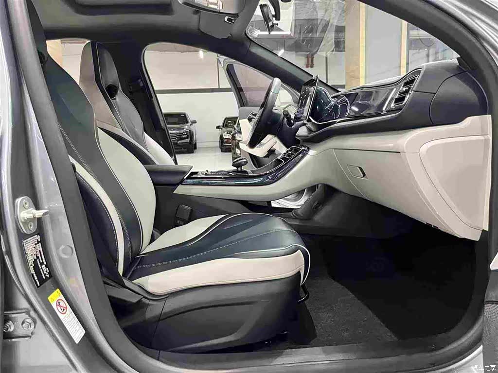 BYD Qin, 2022 11