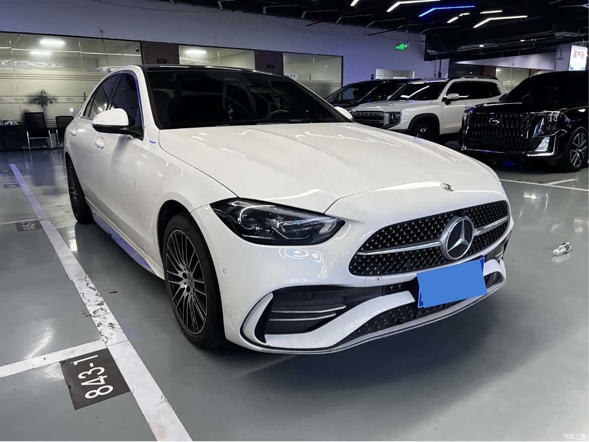 Mercedes-Benz C-Class, 2022 3