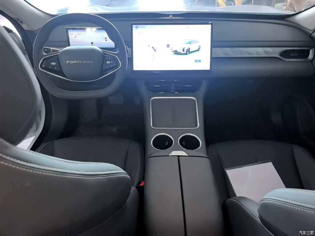 DongFeng S7, 2025 10