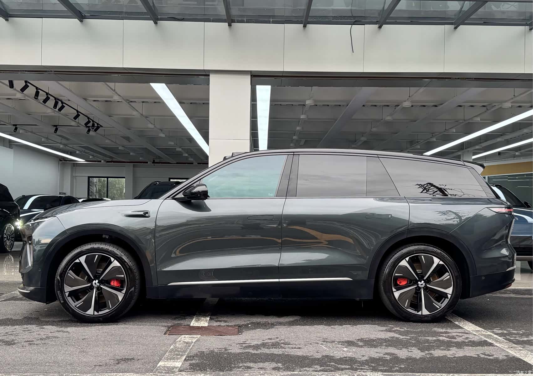 NIO ES8, 2023 6