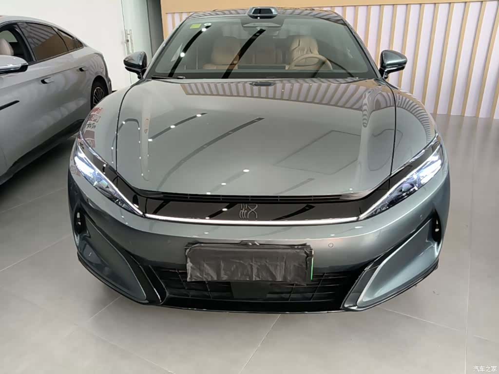 BYD Han, 2025 3