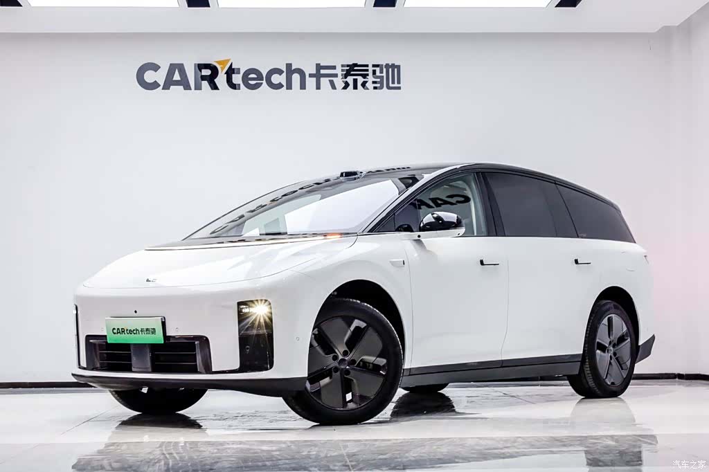 Li Auto i8, 2025 1