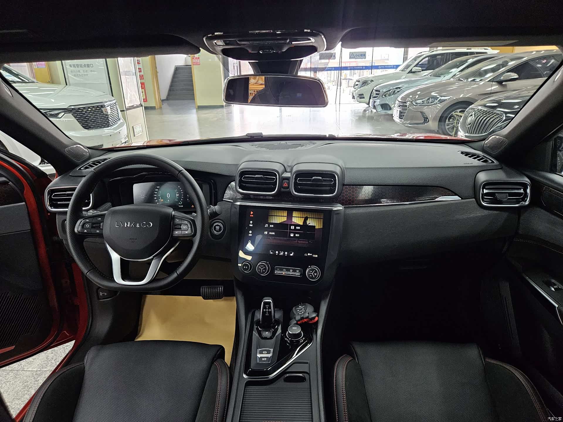 Lynk & Co 01, 2020 10