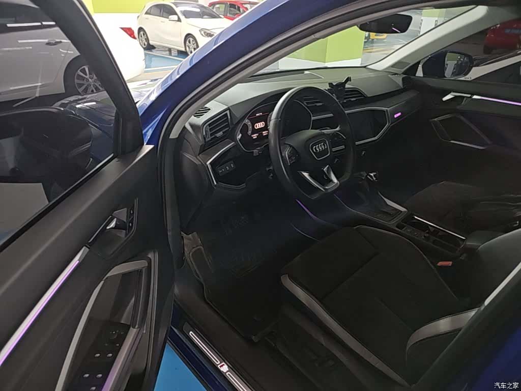 Audi Q3, 2019 16