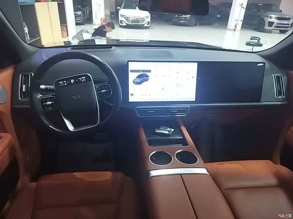 Li Auto L9, 2023 10