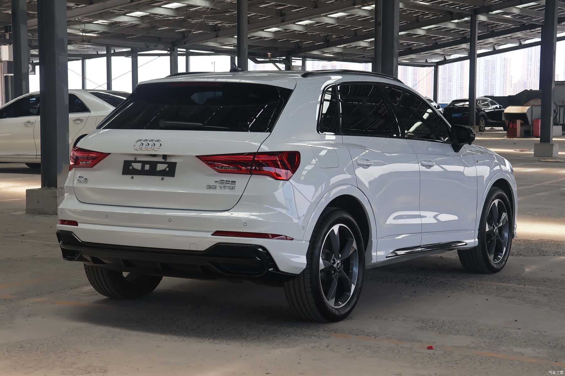Audi Q3, 2023 все фото