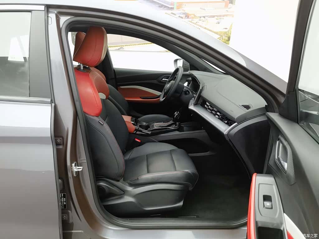 MG MG5, 2024 23
